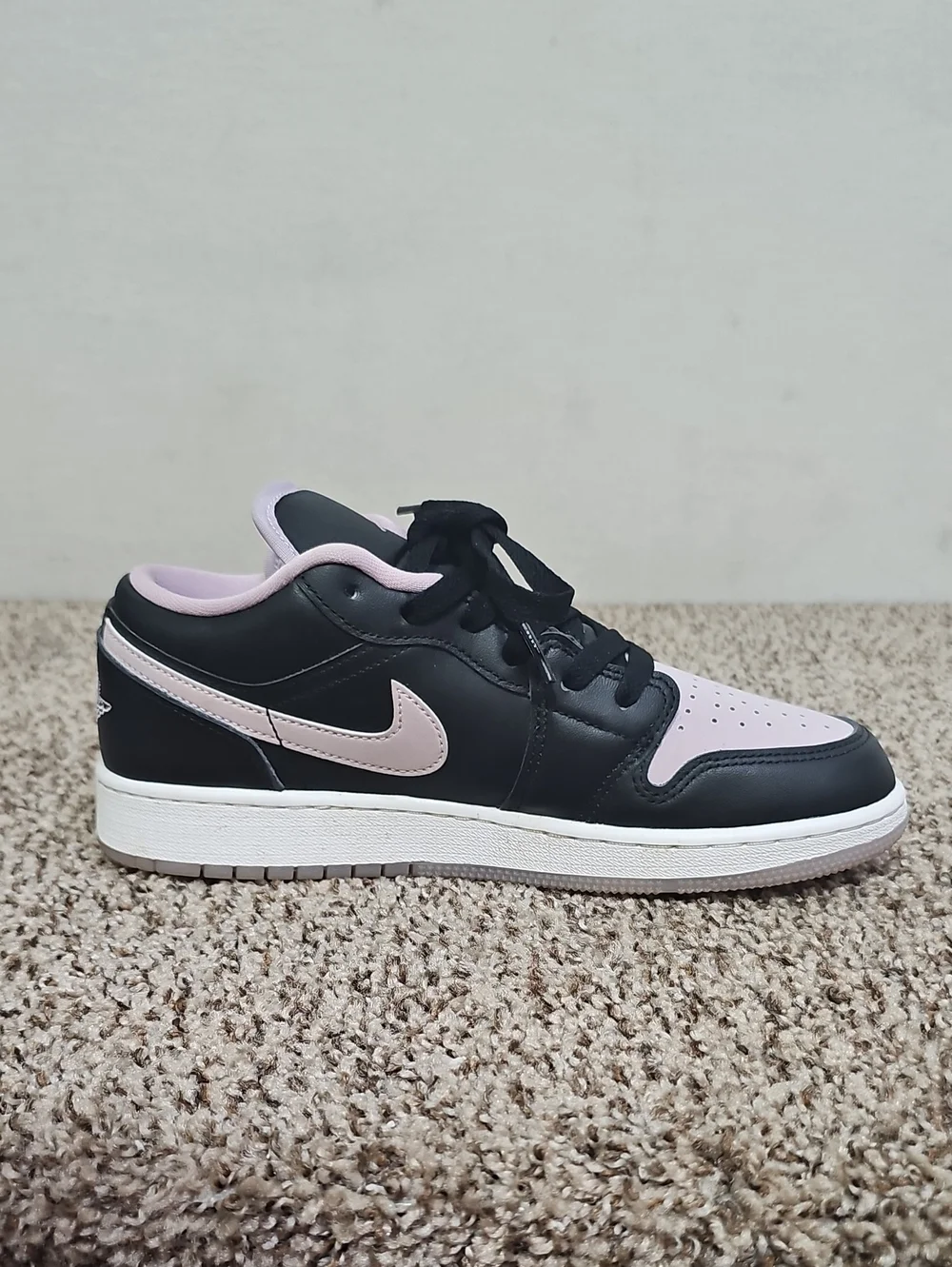 NIKE AIR JORDAN 1 LOW SE YOUTH SNEAKERS BFPM-07-050